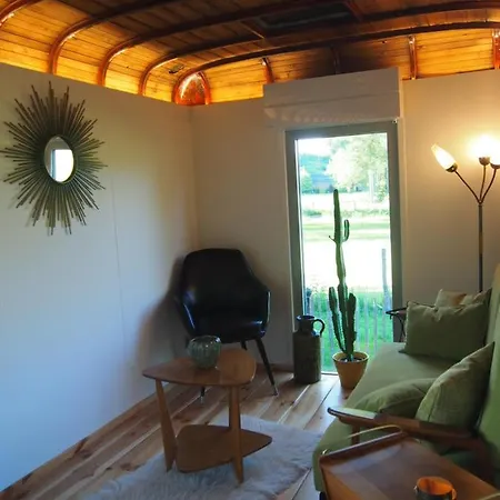 La Roulotte Guest house Blegny